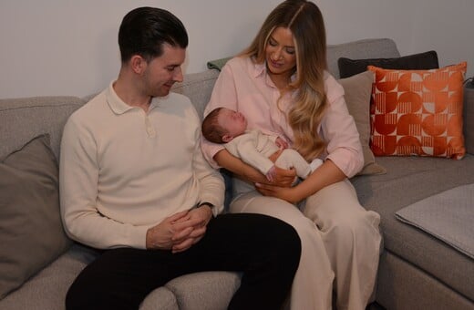 ΗΝΩΜΕΝΟ ΒΑΣΙΛΕΙΟ ΓΕΝΝΗΣΗ ΜΕΤΑΜΟΣΧΕΥΣΗ ΜΗΤΡΑΣ