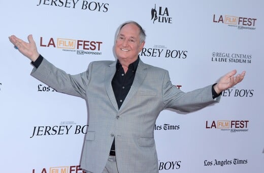 NEIL SEDAKA ΤΡΑΓΟΥΔΙΣΤΗΣ ΘΑΝΑΤΟΣ