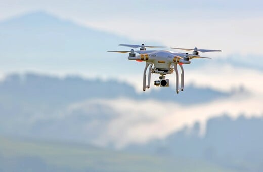 ΚΥΠΡΟΣ DRONE ΚΛΕΙΣΤΑ ΣΧΟΛΕΙΑ ΑΠΟΜΑΚΡΥΝΣΗ ΚΑΤΟΙΚΟΙ