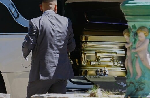 Μεξικό: Ο βαρόνος των ναρκωτικών «Ελ Μέντσο» θάφτηκε σε χρυσό φέρετρο