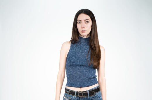 Τζένη, τι φοράς σήμερα και πόσο κοστίζει;