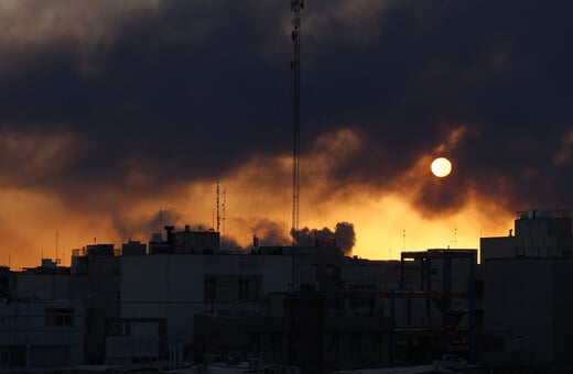 «Χειροτερεύει κάθε μέρα»: Οι Ιρανοί ζουν με τον φόβο καθώς το Ισραήλ σφυροκοπά την Τεχεράνη