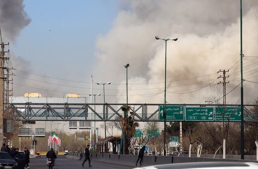 Γιατί ΗΠΑ και Ισραήλ επιτέθηκαν στο Ιράν και πόσο μπορεί να διαρκέσει ο πόλεμος;