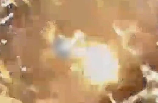 Ιράν: Η στιγμή που 50 ισραηλινά μαχητικά χτυπούν το υπόγειο καταφύγιο του Χαμενεΐ