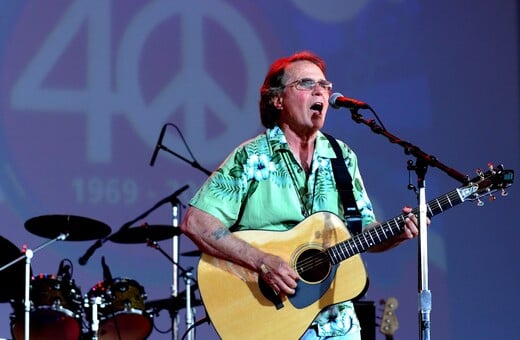 COUNTRY JOE MCDONALD WOODSTOCK