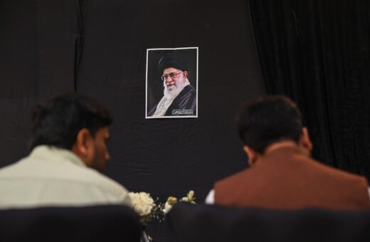 ΙΡΑΝ ΝΕΟΣ ΗΓΕΤΗΣ ΔΙΑΔΟΧΟΣ ΧΑΜΕΝΕΙ