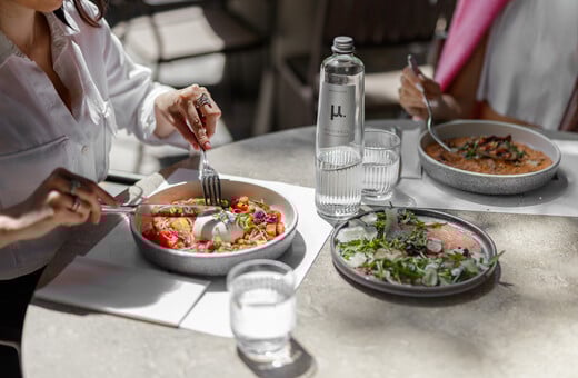 Το μ. υπογράφει την premium εμπειρία νερού στο 10ο Dine Athens Restaurant Week