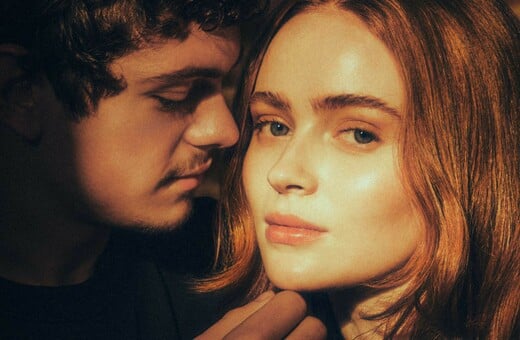 Η Sadie Sink λέει ότι το Stranger Things την προστάτευσε, λίγο πριν από την πρεμιέρα της ως Ιουλιέτα στο Λονδίνο