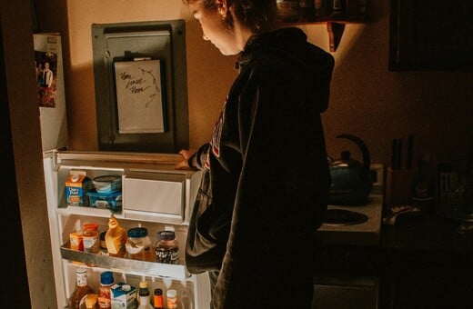 ΥΠΝΟΣ ΤΡΟΦΙΜΑ ΦΑΓΗΤΟ 