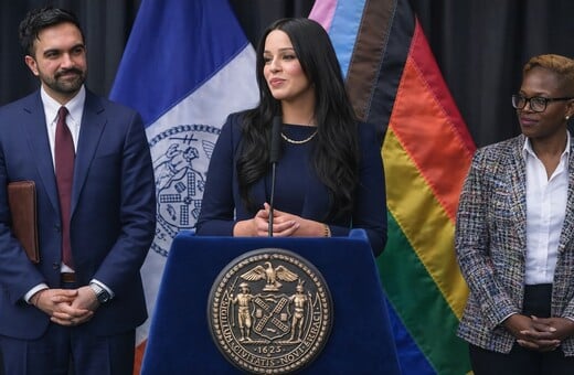 Ο Μαμντάνι ιδρύει γραφείο ΛΟΑΤΚΙ+ υποθέσεων με τρανς επικεφαλής