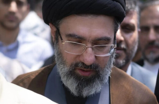 ΜΟΤΖΤΑΜΠΑ ΧΑΜΕΝΕΪ ΖΩΝΤΑΝΟΣ ΤΡΑΜΠ