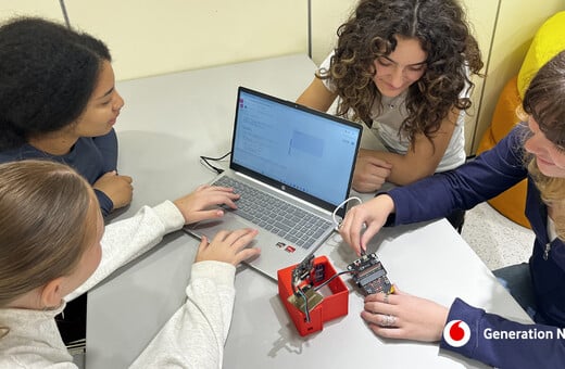 Οι μαθητές και οι μαθήτριες που αξιοποιούν την τεχνολογία ως εργαλείο φροντίδας