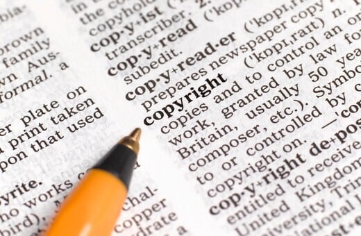 Η εγκυκλοπαίδεια Μπριτάνικα μήνυσε την OpenAI για μαζική υφαρπαγή του περιεχομένου της