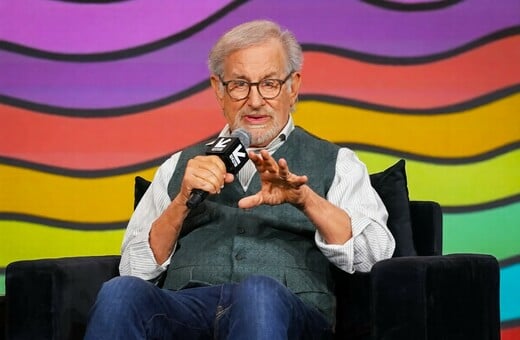 Ο Στίβεν Σπίλμπεργκ ξαναμιλά για εξωγήινους