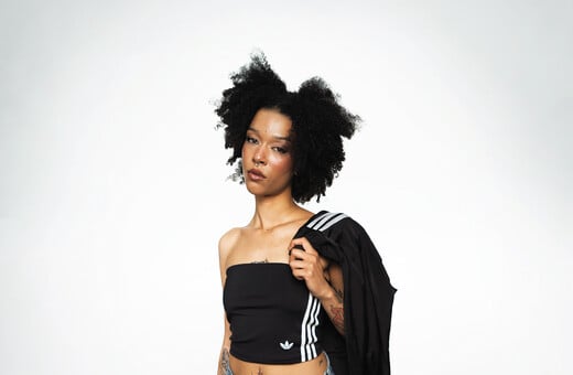 Μαρία, τι φοράς σήμερα και πόσο κοστίζει;