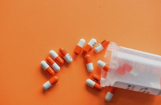 ΚΟΛΛΑΓΟΝΟ ΣΥΜΠΛΗΡΩΜΑ