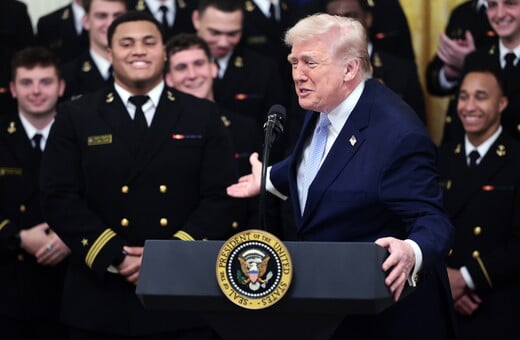 ΧΑΜΕΝΕΪ ΤΡΑΜΠ ΙΡΑΝ ΗΠΑ ΠΥΡΗΝΙΚΑ ΟΠΛΑ