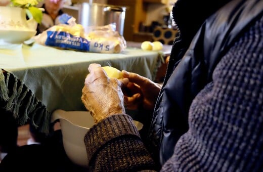 ΗΛΙΚΙΩΜΕΝΟΙ ΓΛΥΚΑ ΜΑΣΗΣΗ