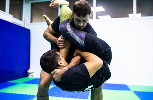 Tο βραζιλιάνικο Ζίου Ζίτσου είναι το νέο fitness trend της πόλης 