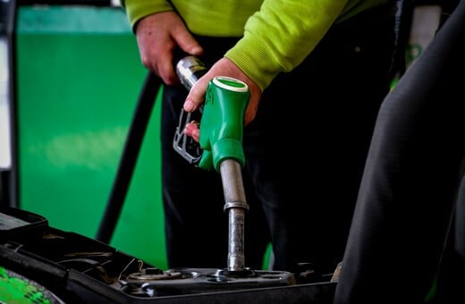 ΒΕΝΖΙΝΗ ΤΙΜΕΣ ΚΑΥΣΙΜΑ ΠΟΛΕΜΟΣ ΜΕΣΗ ΑΝΑΤΟΛΗ