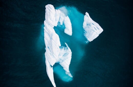 ΑΡΚΤΙΚΗ ΠΑΓΟΣ ΛΙΩΣΙΜΟ ΘΑΛΑΣΣΑ