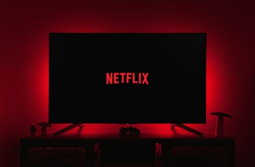 NETFLIX ΑΥΞΗΣΗ ΤΙΜΩΝ ΑΝΑΤΙΜΗΣΗ
