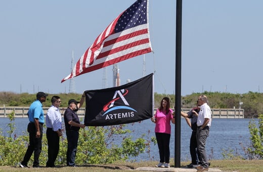 NASA ARTEMIS II ΑΠΟΣΤΟΛΗ ΕΚΤΟΞΕΥΣΗ
