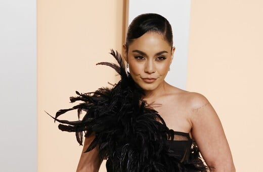 ΒΑΝΕΣΑ ΧΑΤΖΕΝΣ ΤΡΙΧΟΠΤΩΣΗ ΤΟΚΕΤΟΣ