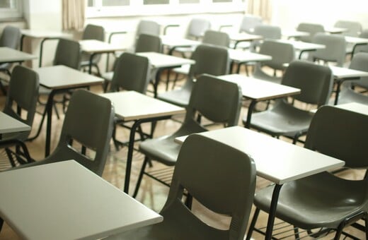 ΘΕΣΣΑΛΟΝΙΚΗ ΔΑΣΚΑΛΟΣ ΕΚΠΑΙΔΕΥΤΙΚΟΣ ΣΕΞΟΥΑΛΙΚΗ ΠΑΡΕΝΟΧΛΗΣΗ