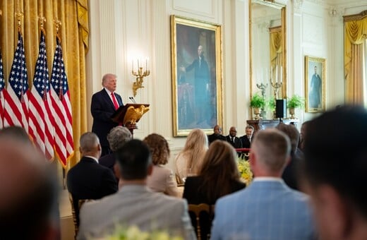 ΤΡΑΜΠ ΔΙΑΓΓΕΛΜΑ ΠΟΛΕΜΟΣ ΙΡΑΝ ΜΕΣΗ ΑΝΑΤΟΛΗ