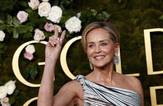 ΣΑΡΟΝ ΣΤΟΟΥΝ ΡΟΜΠΕΡΤ ΝΤΕ ΝΙΡΟ ΦΙΛΙ 