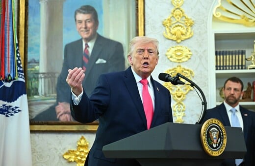 ΤΡΑΜΠ ΙΡΑΝ ΣΤΕΝΑ ΤΟΥ ΟΡΜΟΥΖ