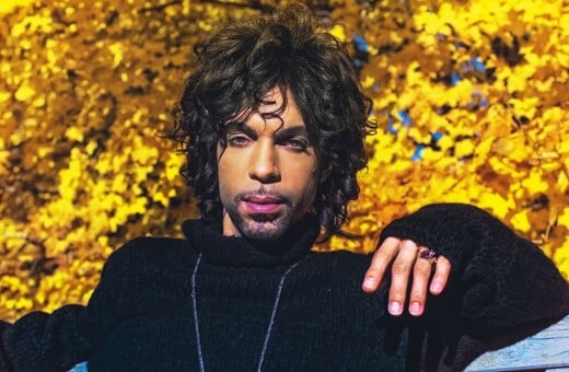 Ο Prince όπως δεν τον βλέπαμε συνήθως, μέσα από το λεύκωμα του στενού συνεργάτη του