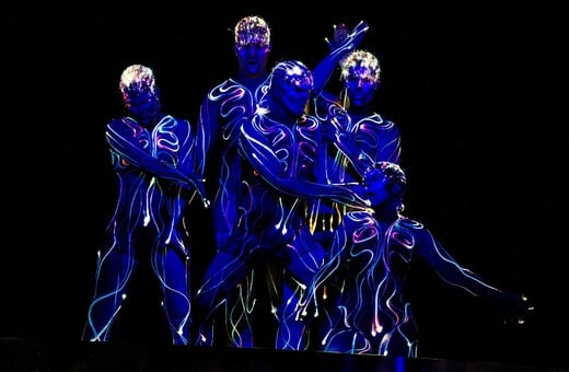 Λέσλι Τράβερς: «Η όπερα είναι ένας κόσμος χωρίς όρια» 