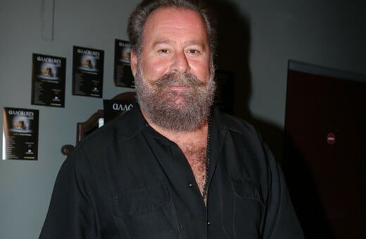 ΚΩΣΤΗΣ ΣΑΒΒΙΔΑΚΗΣ ΠΑΠΑΣ ΣΤΑΥΡΟΣ