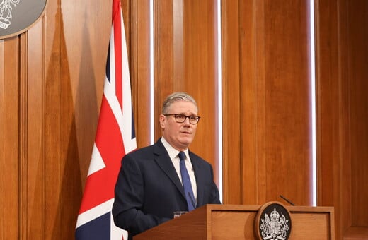 ΒΡΕΤΑΝΙΑ ΕΦΗΒΟΙ ΚΙΡ ΣΤΑΡΜΕΡ SOCIAL MEDIA ΑΠΑΓΟΡΕΥΣΗ