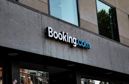 BOOKING.COM ΚΥΒΕΡΝΟΕΠΙΘΕΣΗ