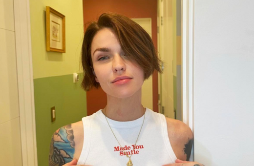 RUBY ROSE KATY PERRY ΣΕΞΟΥΑΛΙΚΗ ΚΑΚΟΠΟΙΗΣΗ
