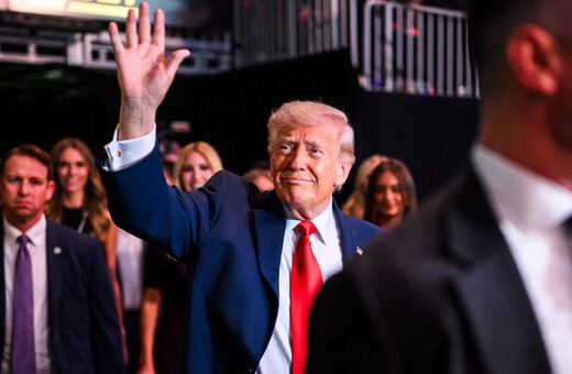 ΝΤΟΝΑΛΝΤ ΤΡΑΜΠ ΠΥΡΗΝΙΚΗ ΒΟΜΒΑ ΙΡΑΝ