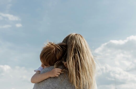 ΓΙΟΡΤΗ ΜΗΤΕΡΑΣ 2026 ΠΟΤΕ ΕΙΝΑΙ