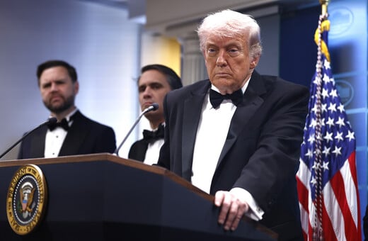 ΝΤΟΝΑΛΝΤ ΤΡΑΜΠ ΙΡΑΝ ΠΥΡΟΒΟΛΙΣΜΟΙ