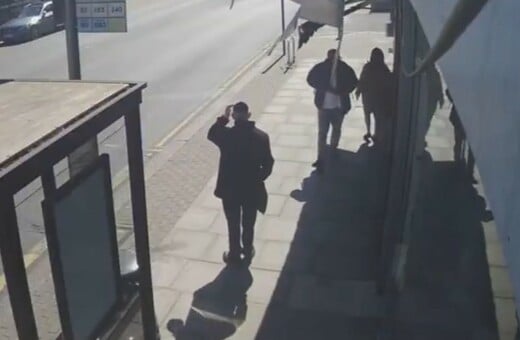 ΛΟΝΔΙΝΟ ΕΠΙΘΕΣΗ ΜΕ ΜΑΧΑΙΡΙ 