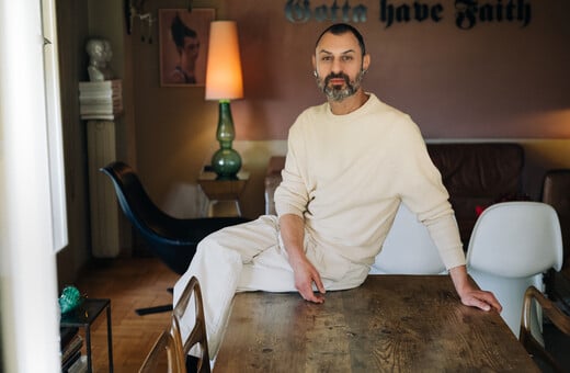 Νικόλας Γεωργίου, creative director της ελληνικής «Vogue», συνεκδότης του Dapper Dan