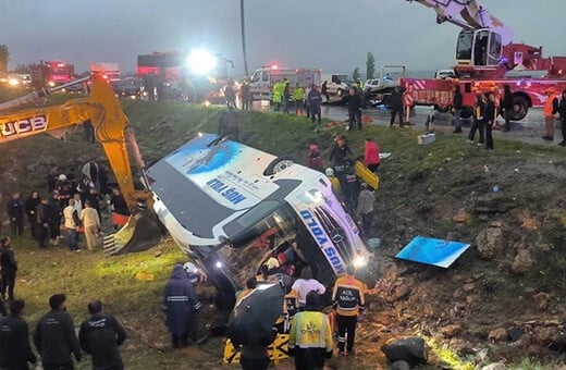 ΤΡΟΧΑΙΟ ΤΟΥΡΚΙΑ ΝΕΚΡΟΙ ΤΡΑΥΜΑΤΙΕΣ