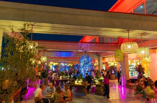 Μια βραδιά στο Urban Roof Garden που επαναπροσδιορίζει τα urban events