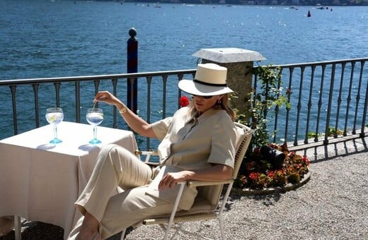 Η Βάσια Κωσταρά με το Bombay Sapphire στο Grand Prix 2026 της E1 στη Villa d’Este