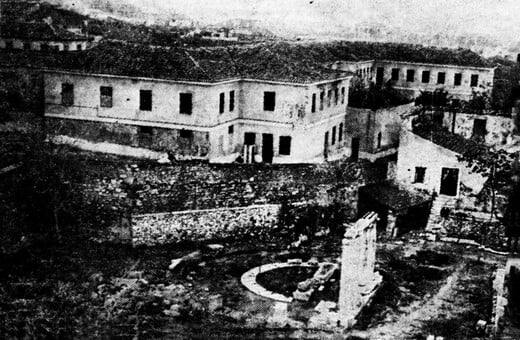 «Εδώ υπήρξε μια φορά η Παλιά Στρατώνα»