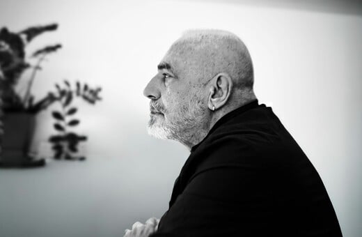 Τα ταρώ του Τζιλιάνου και το θέατρο των φίλων