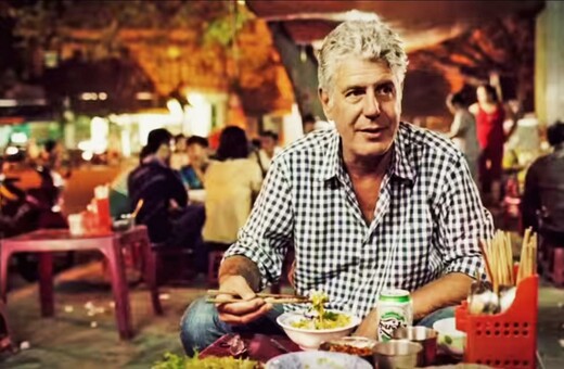 Γιατί οι εκπομπές του Anthony Bourdain είναι περισσότερο ζωή και λιγότερο φαΐ;