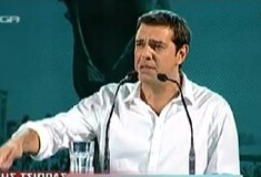 Τσίπρας: «Η οργή έβαλε φωτιά στα μπατζάκια της κυβέρνησης»